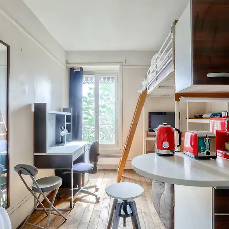 Studio Avec Espace De Travail A 2 Min Du Metro Lejlighed *